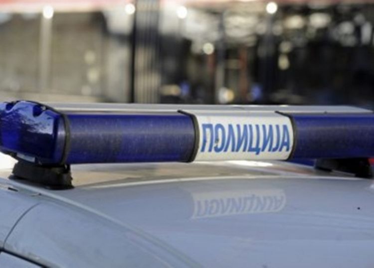Dva mladića poginula u sudaru automobila i autobusa