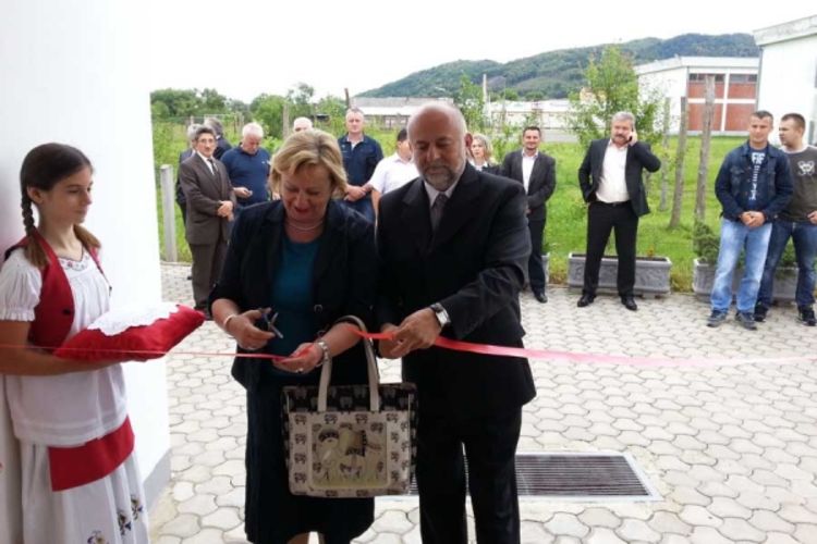 Tešanovićeva otvorila vrtić u Kostajnici