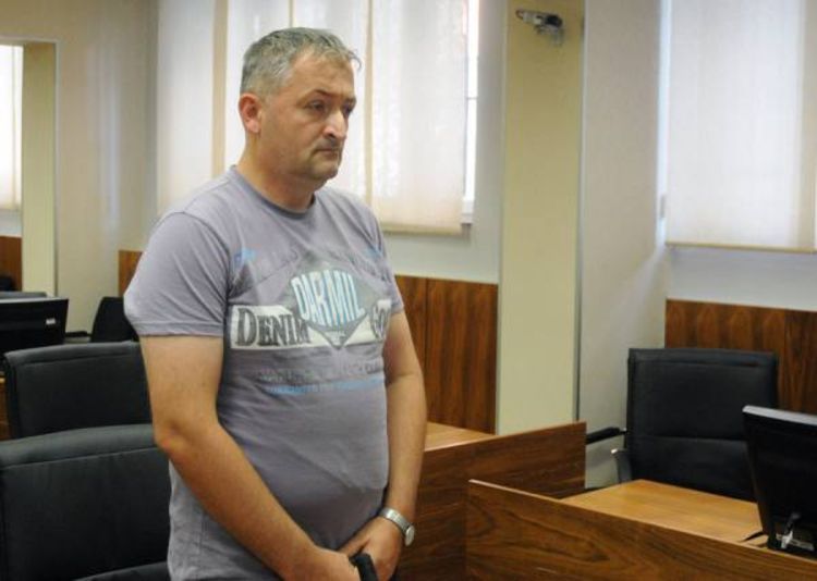Bivšem policajcu tri i po godine zatvora