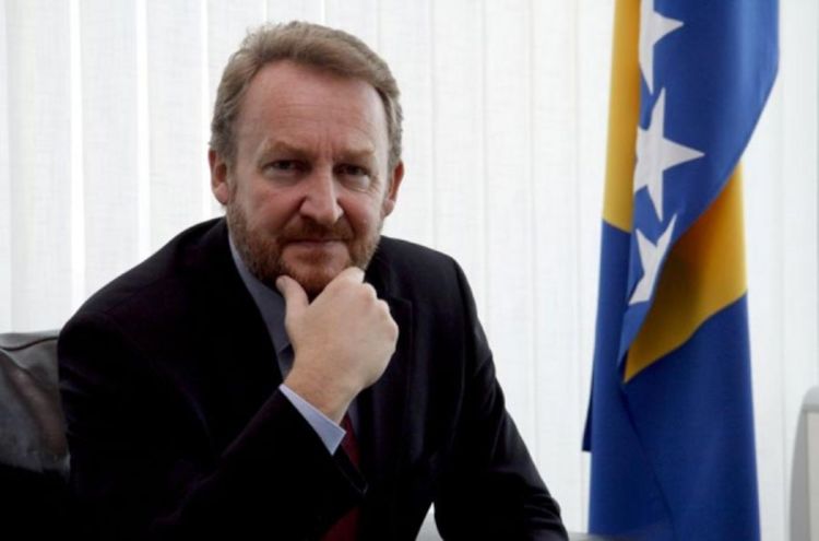 Dnevni avaz: Izetbegović se boji otkrivanja pozadine političkih ubistava