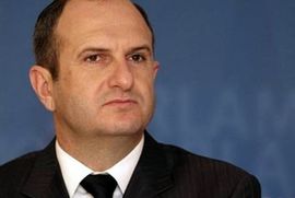 Bivši premijer osuđen na 3 godina zatvora