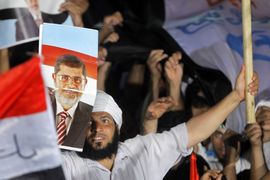 Morsi prkosi vojsci uzdajući se u SAD