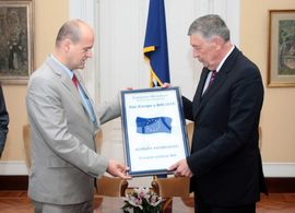 Radmanoviću priznanje evropski političar BiH 2013.