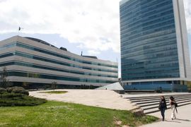 Učinak komisija: Plaćeni i za nerad i izostanke