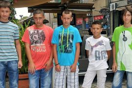 Pošteni dječaci: Pronašli novčanik pun para, vratili ga vlasniku