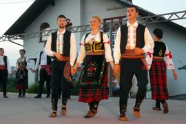 Petrovdansko veče folklora