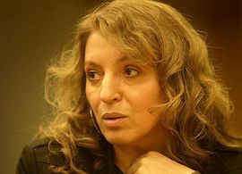 Mirjana Karanović kao Teslina majka u filmu "Tesla"