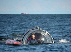 Putin u podmornici na dnu mora