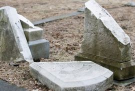 Djeca rušila spomenike na Jevrejskom groblju?