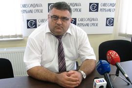 Gnjatić: Nivelacija plata od 5 odsto početni korak