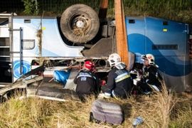 Autobus sletio s puta, 14 povrijeđenih