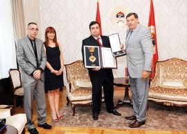 Dodik odlikovao Glas Srpske