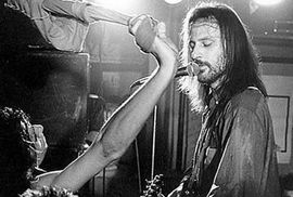 Poslušajte novi album Branimira Johnnyja Štulića