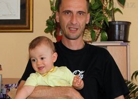 Sin Jelene Trikić počeo zvati "mama"