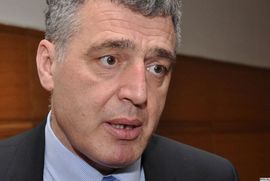 Informacija o naknadi parlamentarcima netačna, Prodanović će tužiti ...