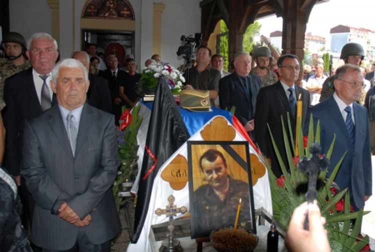 Sahranjen general Slavko Lisica