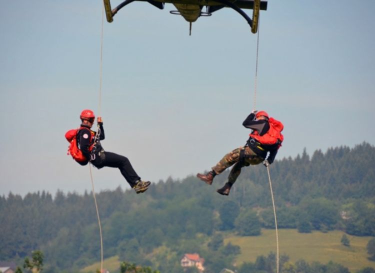 Pale: Uspješno izvedena helikopterska vježba spasavanja