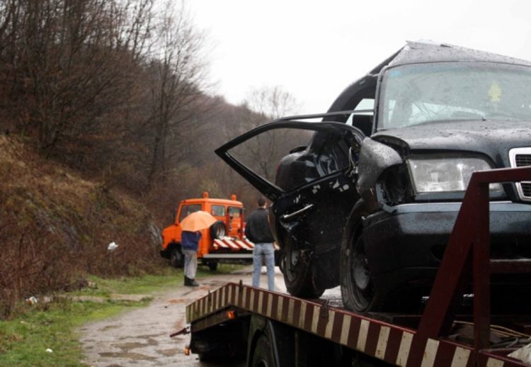 Dvoje mrtvih, četvoro povrijeđenih na putevima u BiH
