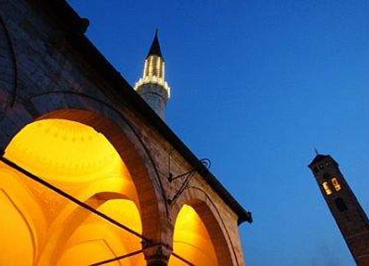 Večeras prva ramazanska teravija, sutra prvi dan posta