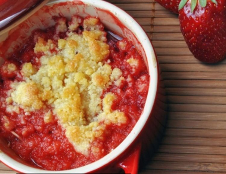 Crumble: Red mrvica - reda voća