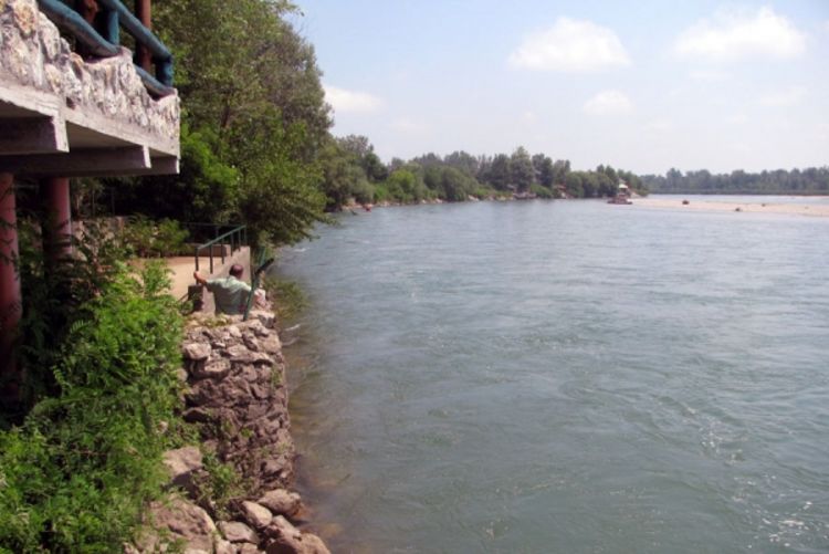 Ronioci odustali od traženja sveštenikovog tijela