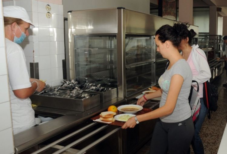 Studenti otrovani salmonelom, krije se broj zaraženih?