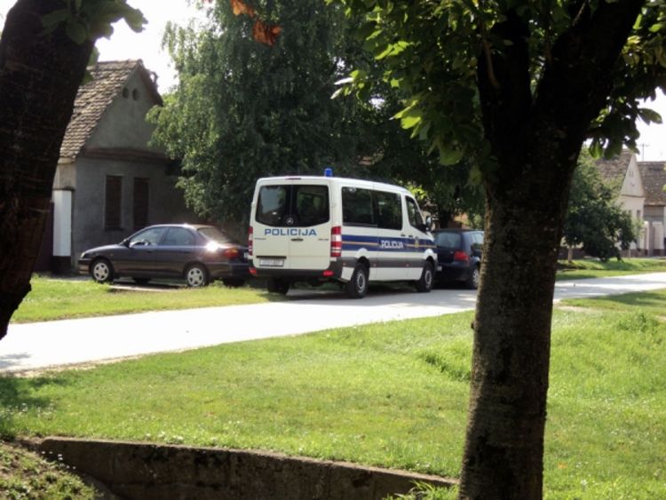 Privedeno 11 Srba iz Trpinje