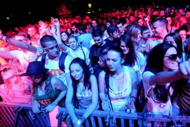 EXIT, za početak gromovi, disko i vatromet