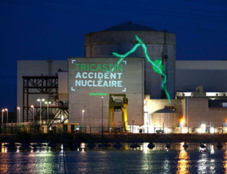 Aktivisti upali u atomsku centralu