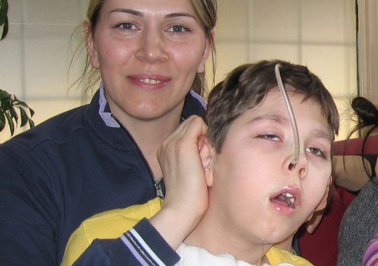PREMINUO MALI HEROJ: Luki (11) država nije htjela da pomogne