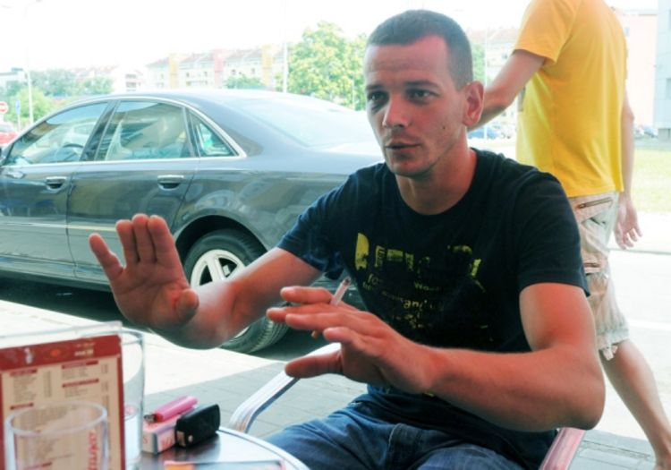 Rade Božić: Policajci me tukli bez razloga