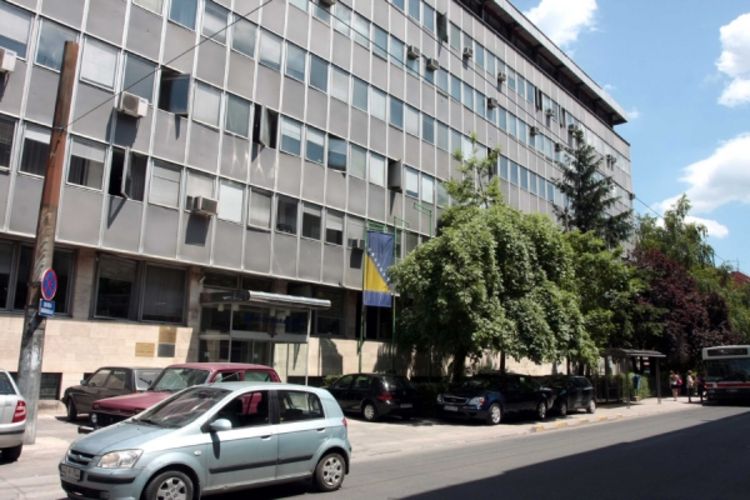 Hidrogradnja: Prinudni godišnji odmor, pa čekanje za 300 radnika