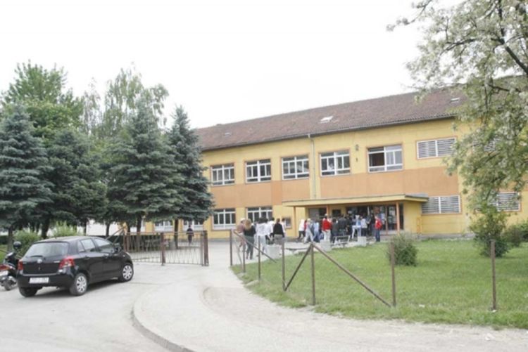 Otvoreno pismo: Ne dajte Spasi Šakoti da se vrati u školu