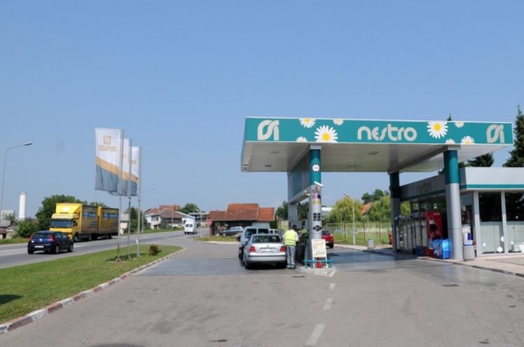 Ukrali 6.300 KM iz Nestro petrola