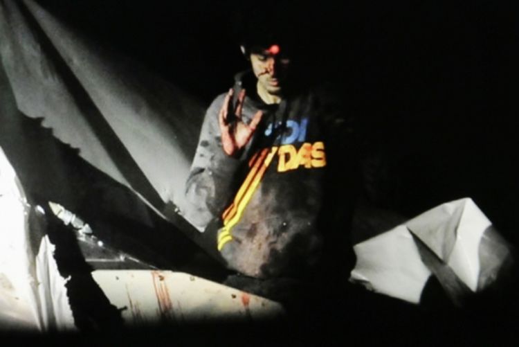 Policajac suspendovan zbog fotografija Carnajeva