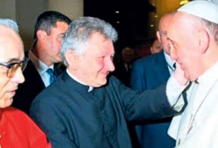 Šef Vatikanske banke bio u vezi sa gardistom