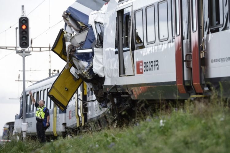 Najmanje 40 povrijeđenih u sudaru dva voza
