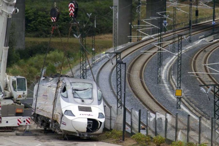 Mašinovođa razgovarao telefonom sa kontrolom u trenutku nesreće