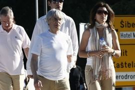 Berni Eklston uživa u Hrvatskoj sa 46 godina mlađom suprugom