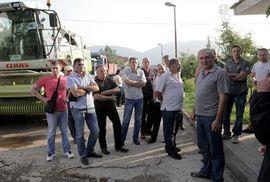 Radnici nisu dozvolili ulazak u firmu novom direktoru