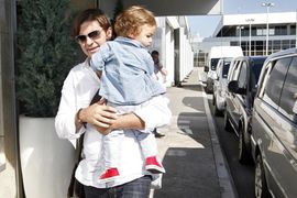 Milan Popović: Krstiću sina i u pravoslavnoj crkvi