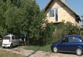 Bokser ubijen na spavanju, uhapšeni njegovi žena i otac