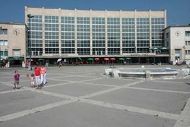 Firma pred gašenjem, osnivač bez reakcije