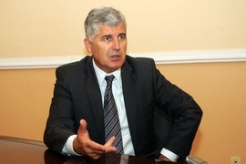 "Diranje FBiH zadire u Dejton"