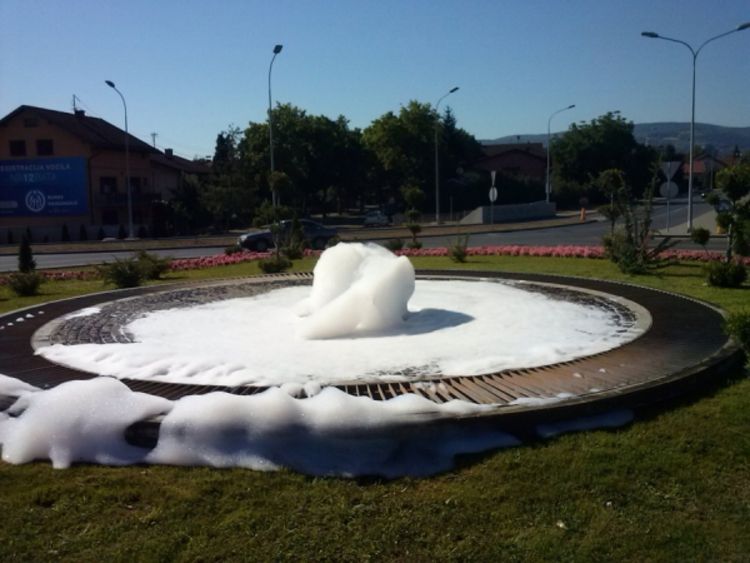 Fontana u Banjaluci opet zapjenila
