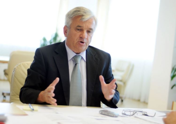 Nedeljko Čubrilović: Autoput grade i noću