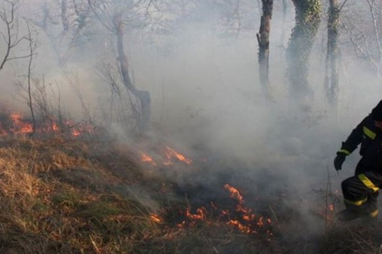 Jablanica: Požar se ponovo razbuktao