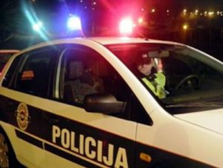 Sarajevo: Ponovo bačen suzavac ispred popularnog kafića Cheers