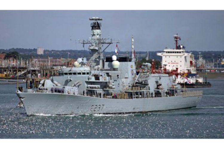 Britanski ratni brod krenuo prema Gibraltaru
