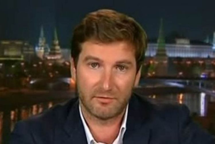 Ruski voditelj priznao da je gej: Dobio otkaz, blokirali mu mejl i izbrisali ga sa Interneta